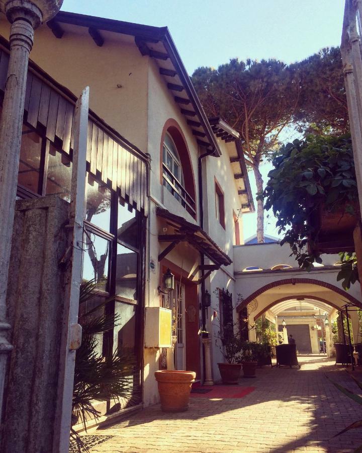 La Villa แชร์เวีย ภายนอก รูปภาพ